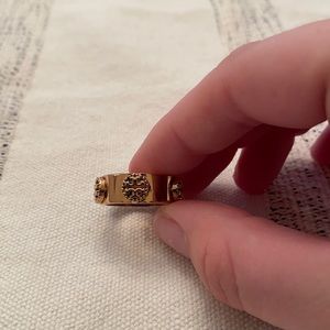 Tory Burch ring